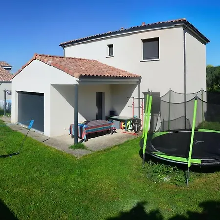 Maison Spacieuse Climatisee-jardin-2 Pkg-piscine Villa