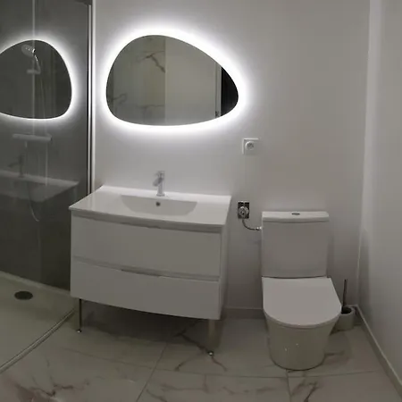 Villa Maison Spacieuse Climatisee-jardin-2 Pkg-piscine