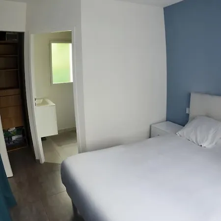 Villa Maison Spacieuse Climatisee-jardin-2 Pkg-piscine *